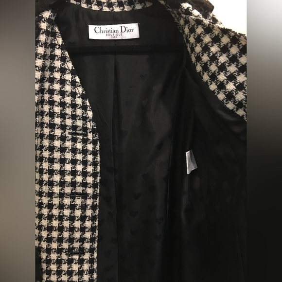 Authentic Christian Dior coat (Mid-length) with for trim. - Picture 5 of 16